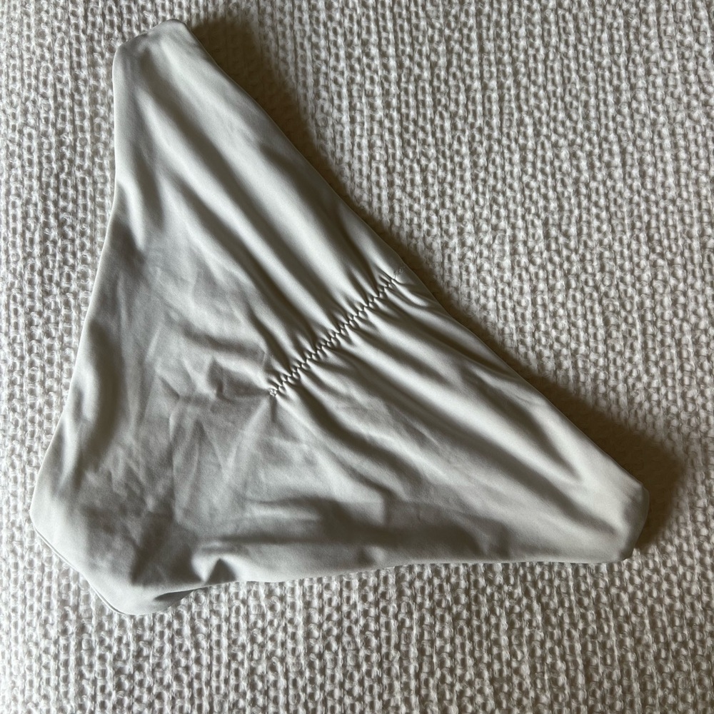 White Scrunched Bikini Bottoms